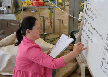 新农人NO.20 | 从大棚“破局者”到乡村“领路人”——辛云