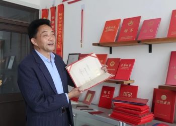 新农人NO.24 | 麦穗低垂时：一位农技专家的28年乡土深耕